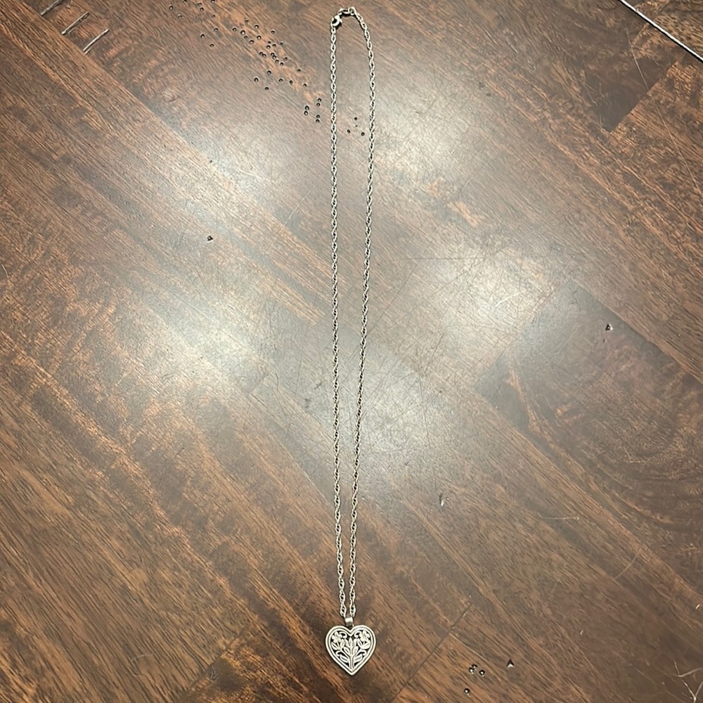 Retired James Avery necklace with heart charm